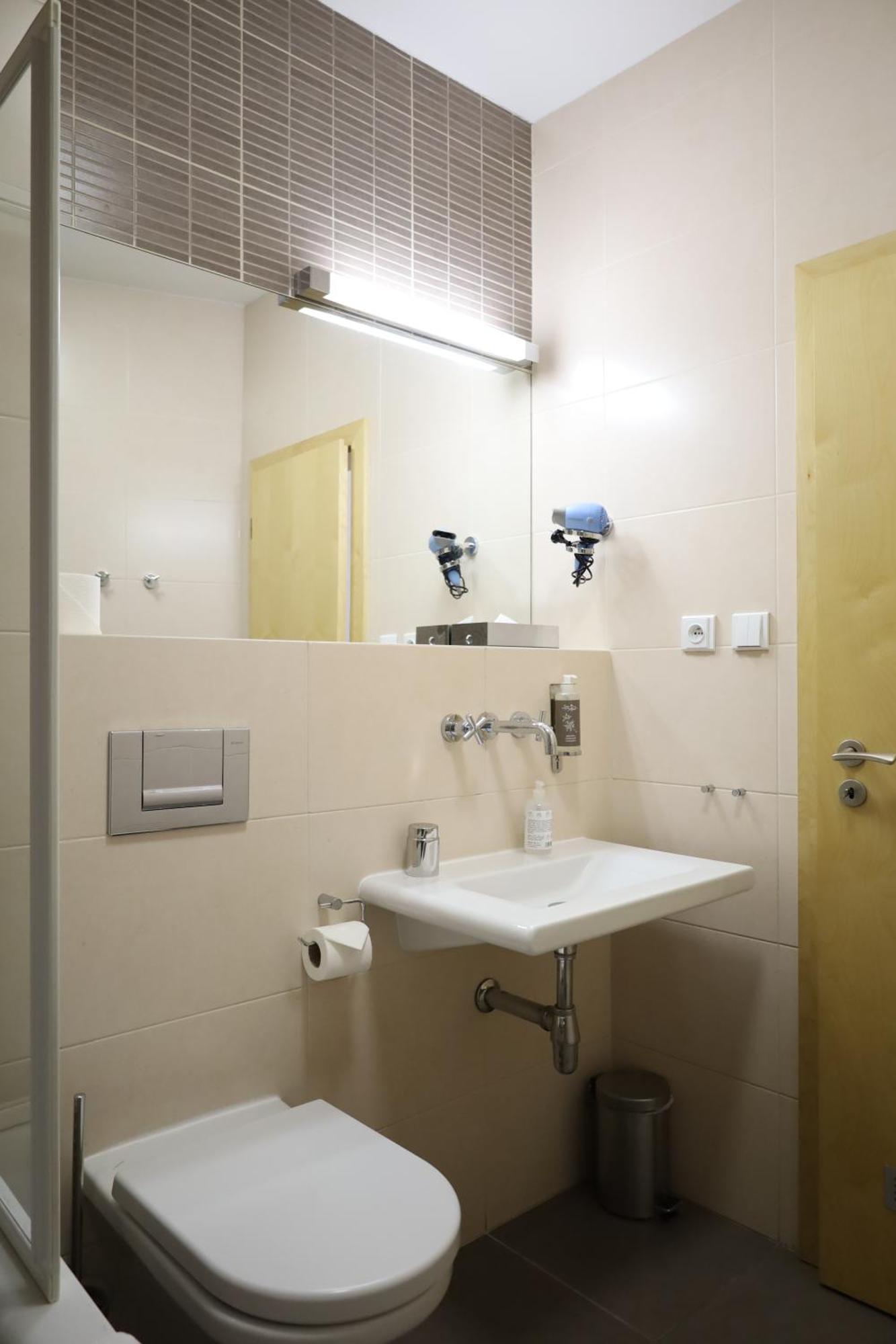 Rezidence Ostrovni Aparthotel Praga Exterior foto